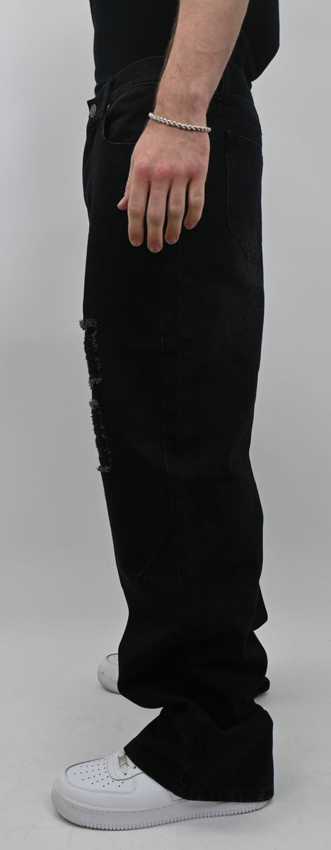 JET BLACK RIPPED BAGGY JEANS